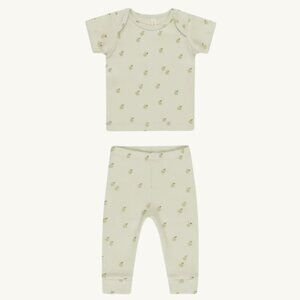NWT - Quincy Mae Apples ORGANIC Ribbed Set